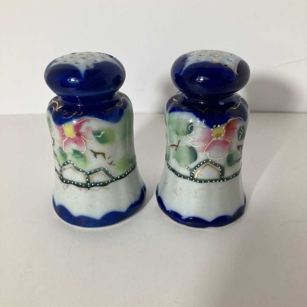 Vintage Handpainted Japan Porcelain Cobalt Blue‎ Salt & Pepper Shakers 3"